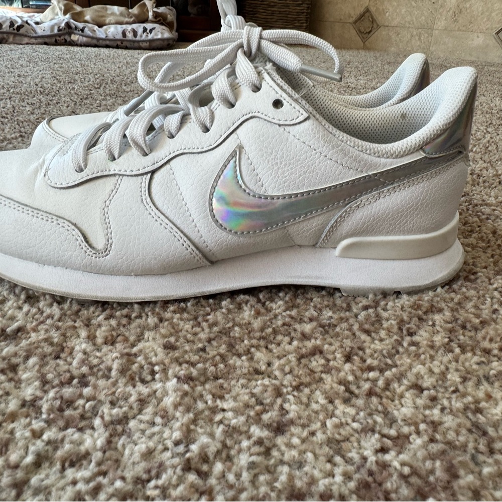 Nike White and Silver Sneakers with Iridescent Swoosh size 7